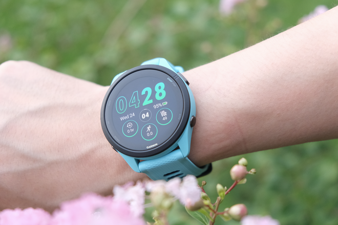 Trên tay Garmin Forerunner 265: Màn hình AMOLED, nhiều chế độ tập luyện từ cơ bản đến nâng cao - Ảnh 3.