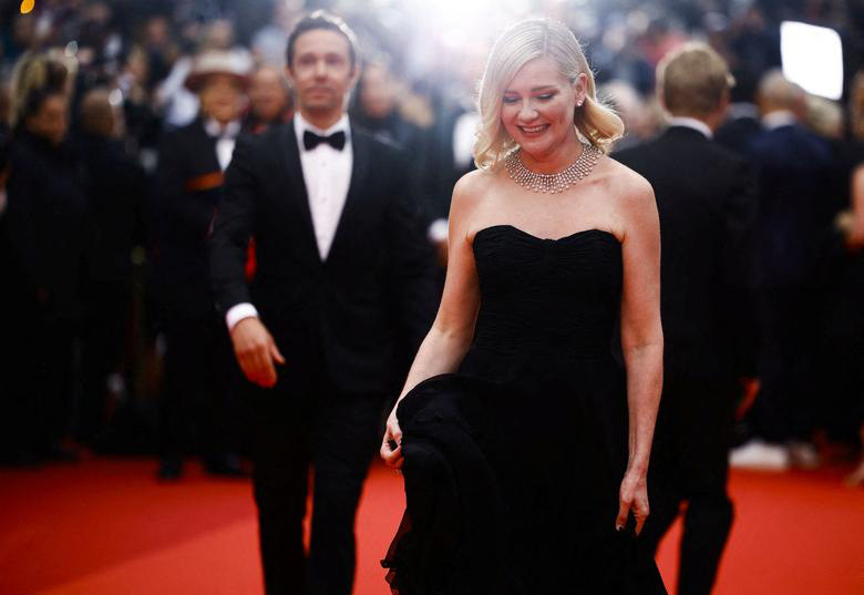Phong cách của Cannes - Những khoảnh khắc lộng lẫy trên thảm đỏ - Ảnh 17.