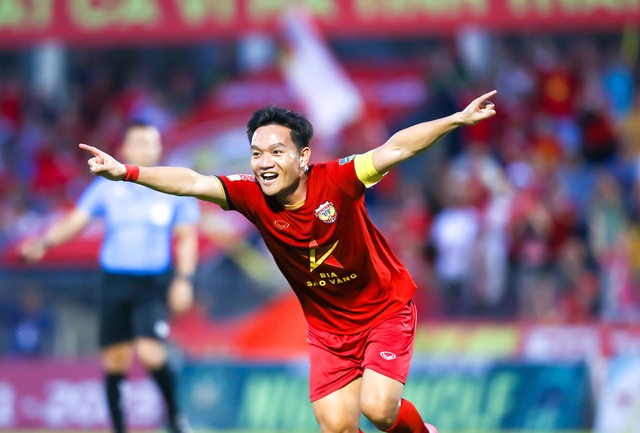 Kết quả các lượt trận V.League ngày 27/5: Hà Tĩnh thắng kịch tính TP.HCM, Đà Nẵng lại hoà - Ảnh 6.
