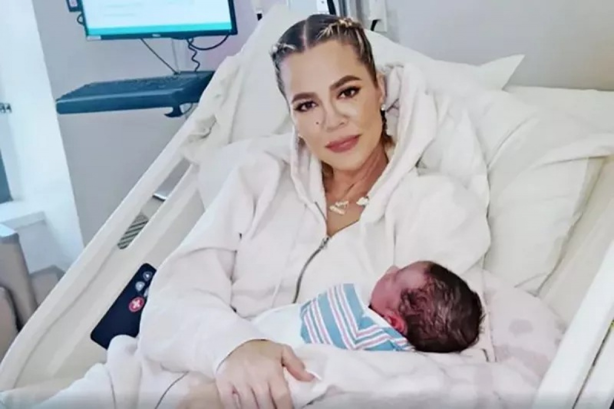 Khloe Kardashian cảm thấy tội lỗi khi nhờ người mang thai hộ - Ảnh 2.