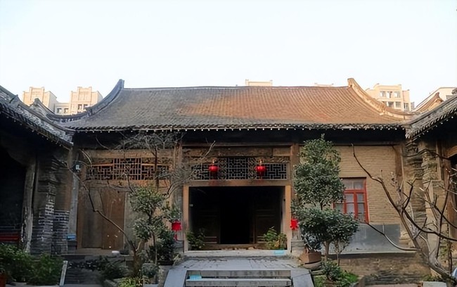 Cụ &ocirc;ng 70 tuổi &ldquo;cứng đầu&rdquo; từ chối đền b&ugrave; 339 tỷ cho ng&ocirc;i nh&agrave; cũ: Cho nhiều tiền gấp 100 lần cũng n&oacute;i KH&Ocirc;NG, l&yacute; do bất ngờ! - Ảnh 3.