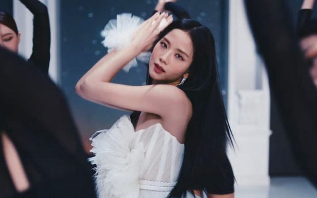 ME của Jisoo - Album của nữ nghệ sĩ Hàn Quốc vượt mốc 200 triệu lượt nghe nhanh nhất Spotify - Ảnh 1.