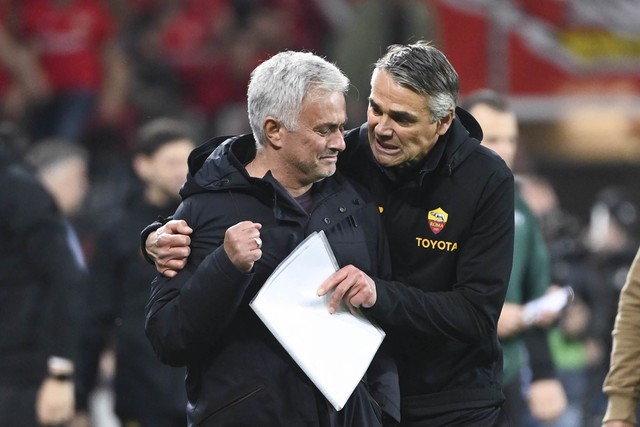 Người đặc biệt Jose Mourinho vẫn chưa hết đặc biệt - Ảnh 3.