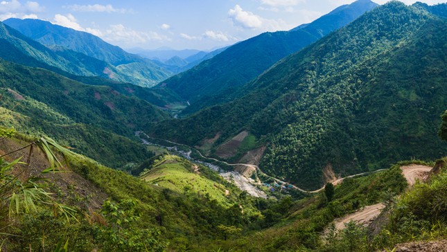 Lai Châu - điểm đến “hot hit” của dân mê trekking - Ảnh 3.