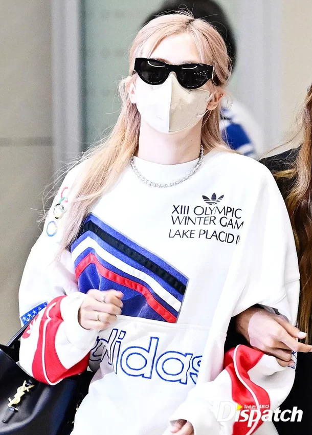 Phản ứng đắt gi&aacute; của Ros&eacute; (BLACKPINK) khi được hỏi C&oacute; th&iacute;ch phở Việt kh&ocirc;ng? - Ảnh 2.