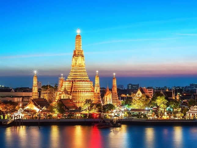 Người Việt đổ x&ocirc; du lịch nước ngo&agrave;i, ch&aacute;y tour đi Th&aacute;i, H&agrave;n - Ảnh 1.