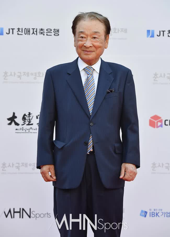 Ông nội quốc dân xứ Hàn lên tiếng về bài phát biểu nhạy cảm khi chúc mừng đám cưới Lee Seung Gi - Ảnh 5.