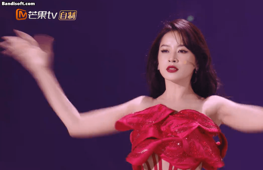 Chi Pu tiết lộ l&iacute; do tham gia show Trung Quốc c&ugrave;ng c&aacute;c tỷ tỷ - Ảnh 2.