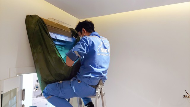 Người d&acirc;n TP.HCM lập kỷ lục mới về ti&ecirc;u thụ điện - Ảnh 1.
