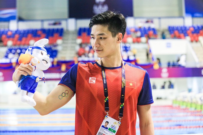 Tuyển bơi Việt Nam hái vàng SEA Games, hot boy Kim Sơn tiết lộ ý nghĩa hình xăm Olympic trên bắp tay - Ảnh 8.