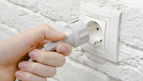 Máy giặt dùng xong có nên rút dây điện hay không? Dùng đã lâu nhưng không phải ai cũng biết - Ảnh 1. Máy giặt dùng xong có nên rút dây điện hay không? Dùng đã lâu nhưng không phải ai cũng biết - Ảnh 1.