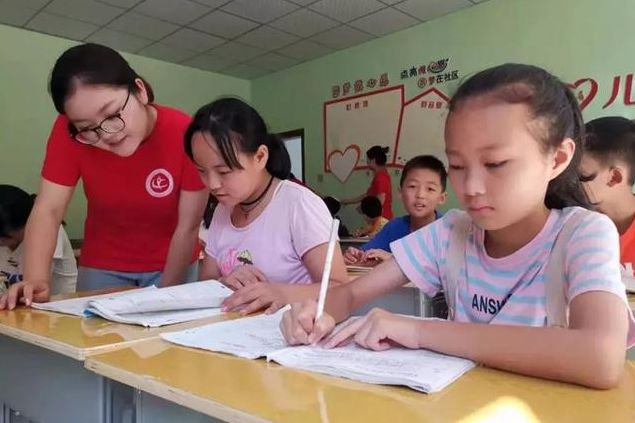 Trẻ c&oacute; 5 t&iacute;nh xấu d&ugrave; học giỏi đến mấy cũng kh&oacute; th&agrave;nh nh&acirc;n t&agrave;i - Ảnh 1.