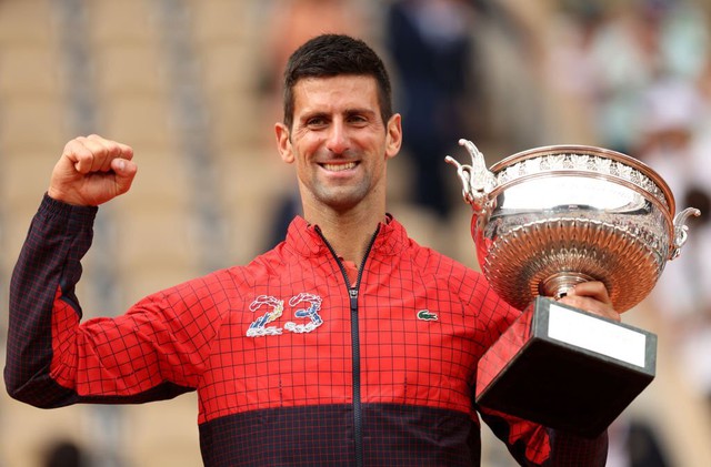 Novak Djokovic giành Grand Slam thứ 23: Xứng danh kỷ lục gia của làng quần vợt thế giới - Ảnh 2.