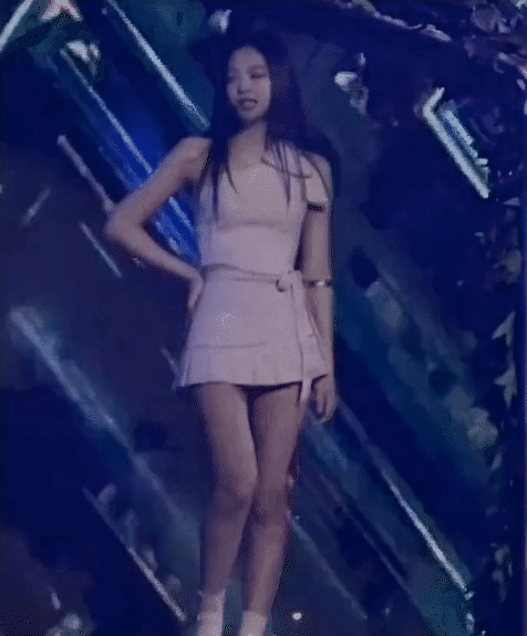 Lịch trình kinh hoàng của BLACKPINK: Liên tục bay khắp thế giới, hết Jisoo đến Jennie nghỉ chạy show vì gặp vấn đề sức khoẻ - Ảnh 8.
