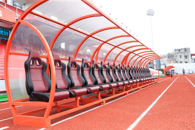 Sân Lạch Tray có diện mạo mới, sẵn sàng cho trận đấu của ĐT Việt Nam - Ảnh 7.