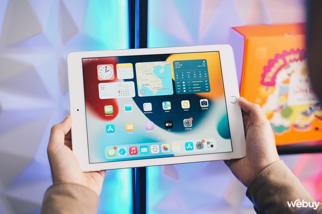 Trên tay mẫu iPad vừa sập giá còn chưa tới 3 triệu đồng: Vô vàn ưu điểm, nhưng cũng có một nhược điểm chí mạng - Ảnh 5.