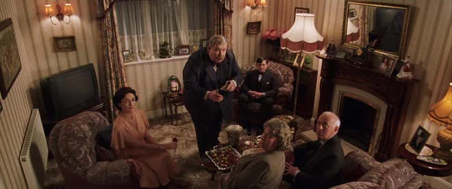 Là bối cảnh kinh điển trong 'Harry Potter', ngôi nhà của gia đình Dursley bây giờ ra sao sau hơn 20 năm?