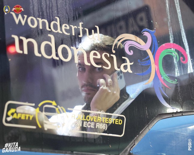 Kh&ocirc;ng c&oacute; Messi, tuyển Argentina b&iacute; mật đến Indonesia - Ảnh 1.