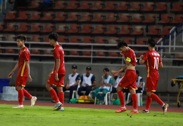 U17 Việt Nam đánh rơi chiến thắng đầy tiếc nuối trước U17 Ấn Độ tại U17 châu Á - Ảnh 4.