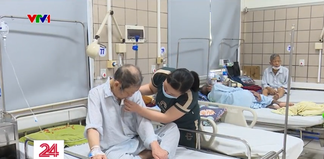 Thiếu m&aacute;y chạy thận - Bệnh nh&acirc;n chật vật chờ đợi, bệnh viện tuyến cuối qu&aacute; tải - Ảnh 18.