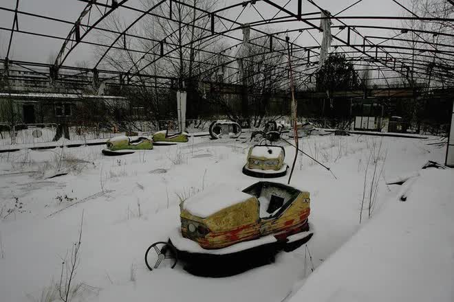 Ảnh hiếm tại vùng thảm họa hạt nhân Chernobyl sau gần 40 năm bị bỏ hoang
