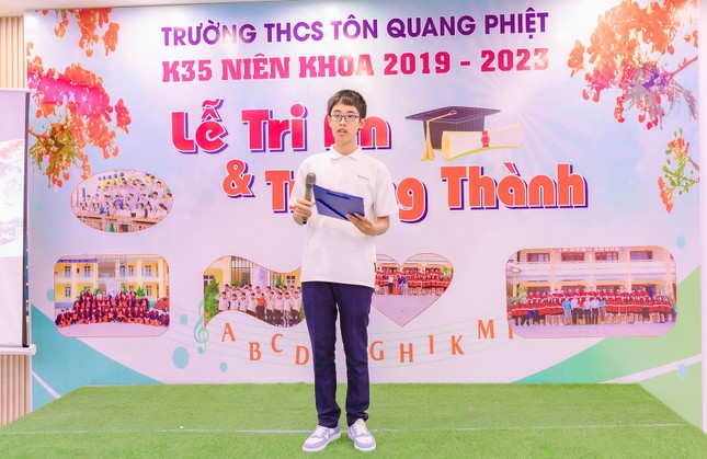 Lộ diện thủ khoa xứ Nghệ: Thi nhiều trường chuy&ecirc;n, đạt điểm khủng - Ảnh 1.