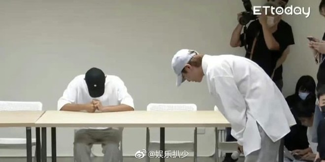 Phẫn nộ Vi&ecirc;m &Aacute; Lu&acirc;n b&igrave;nh luận quấy rối em trai BTS 19 tuổi - Ảnh 5.