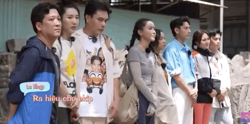 Thuý Ngân suýt ngất xỉu khiến dàn sao Việt hoang mang trên sóng truyền hình - Ảnh 3.