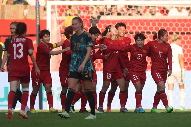 Thanh Nhã xé lưới thủ môn top 5 thế giới, ĐT nữ Việt Nam thua trên thế thắng, tự tin bước vào World Cup - Ảnh 1.