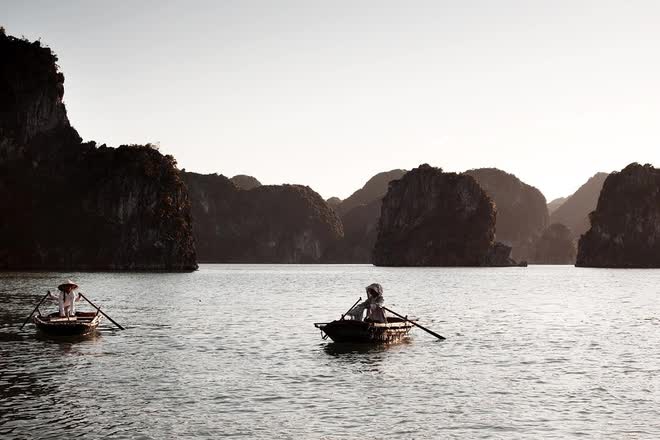 Làng chài Việt lọt top những ngôi làng cổ tích đẹp như tranh trên thế giới: Có cả núi và biển, cách Hà Nội chỉ 2 giờ chạy xe - Ảnh 6.