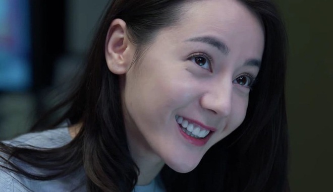 Nhan sắc nữ phụ lấn át Địch Lệ Nhiệt Ba ở phim rating 0% - Ảnh 1.
