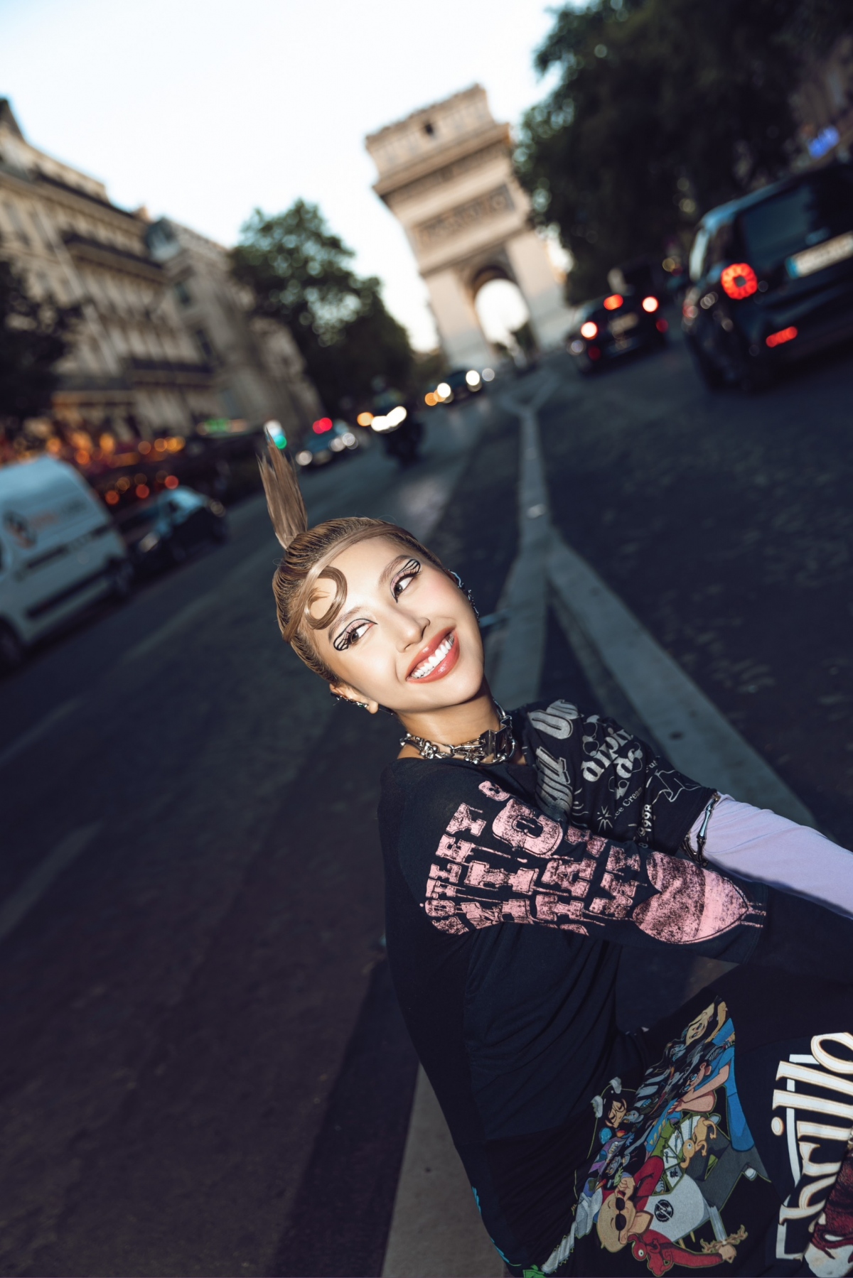 Quỳnh Anh Shyn lọt top sao mặc đẹp tại Paris Men’s Fashion Week - Ảnh 3.