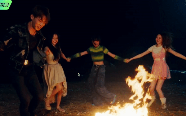 LyLy bất ngờ đại diện Việt Nam xuất hiện tr&ecirc;n s&oacute;ng quốc tế b&ecirc;n Jackson Wang, NingNing (aespa) - Ảnh 4.