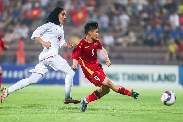 U20 nữ Việt Nam thắng kịch tích U20 nữ Iran vòng loại U20 nữ châu Á 2024 - Ảnh 10.