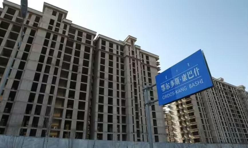 Bên trong 'thành phố ma' của Trung Quốc với hàng triệu căn hộ bị bỏ hoang