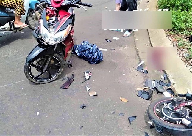 Gia tăng học sinh đi xe máy gây tai nạn khiến bộ trưởng phải ra công điện - Ảnh 1.