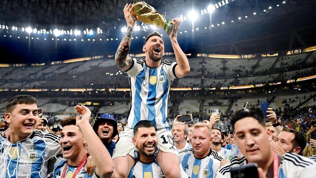Người Mỹ n&oacute;i g&igrave; về thương vụ Inter Miami chi&ecirc;u mộ Messi? - Ảnh 1.