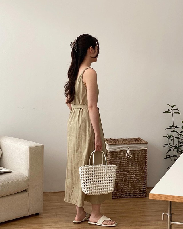 Nếu tủ đồ của bạn chưa có 4 item vải linen này, thì hè năm nay thực sự kém trọn vẹn rồi - Ảnh 5.