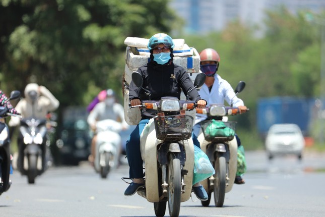 Miền Bắc, miền Trung có thể nắng nóng kéo dài trong tháng 7 - Ảnh 1.