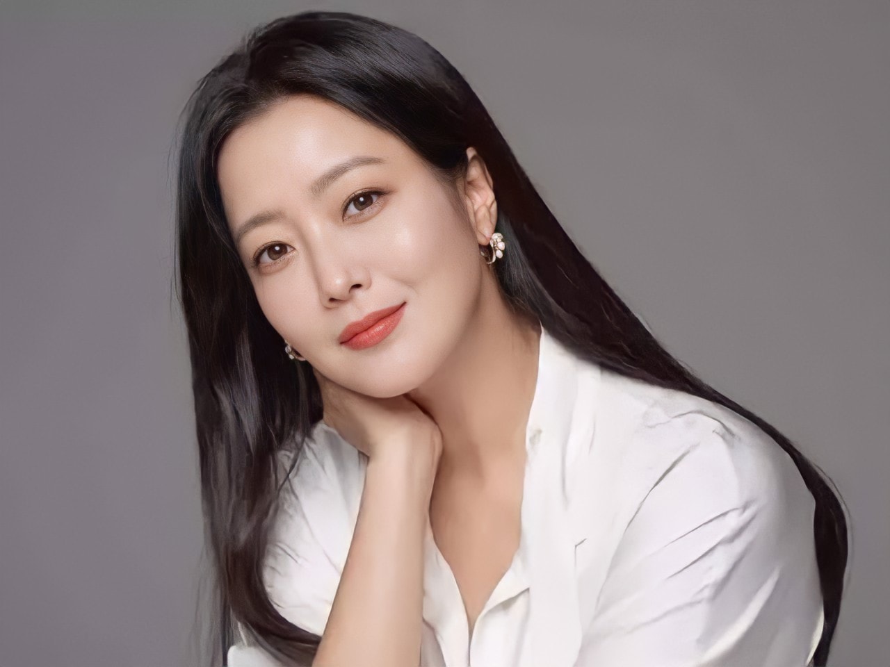 Top 5 mỹ nữ của giới giải trí Hàn do netizen Trung bầu chọn: Kim Tae Hee, Song Hye Kyo ngoài 40 vẫn được gọi tên - Ảnh 5.