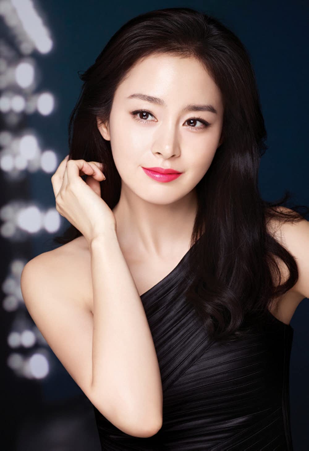 Top 5 mỹ nữ của giới giải trí Hàn do netizen Trung bầu chọn: Kim Tae Hee, Song Hye Kyo ngoài 40 vẫn được gọi tên - Ảnh 4.