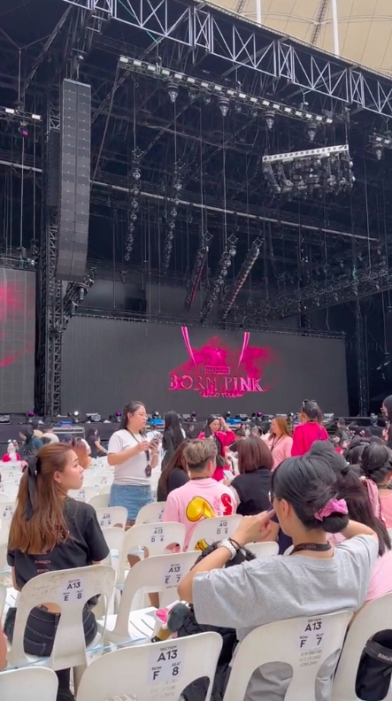 Concert BLACKPINK tại Hà Nội sẽ được đánh số ghế như thế nào? - Ảnh 2.