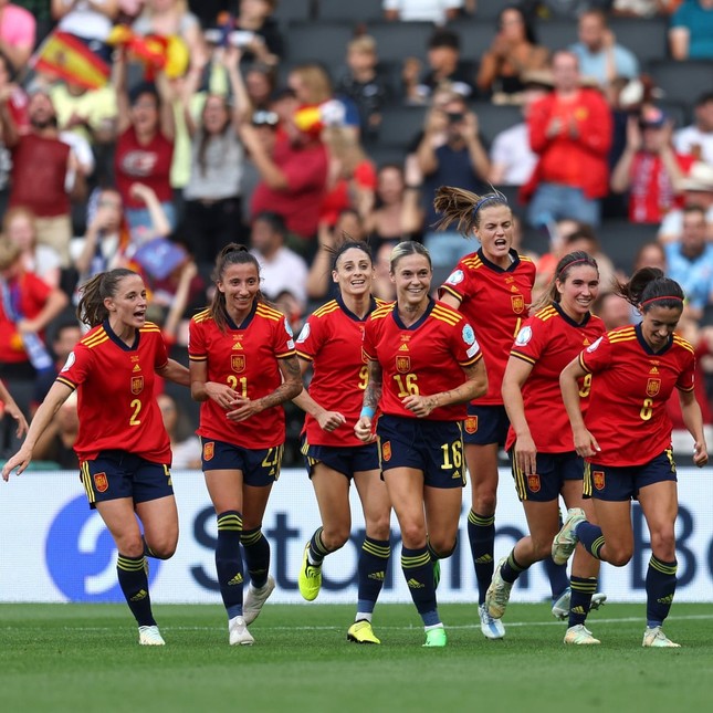 Tất tần tật về Tây Ban Nha sắp gặp ĐT nữ Việt Nam: Barca phiên bản nữ với cả Messi và Busquets - Ảnh 2.