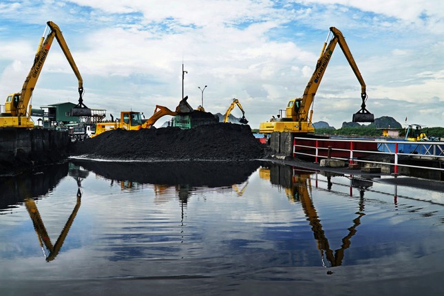 Lộ nhiều vi phạm của EVN khiến cả miền Bắc kh&aacute;t điện - Ảnh 2.