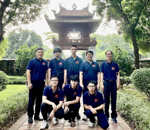 Hải Phòng thưởng 1,6 tỷ đồng cho hai hu…