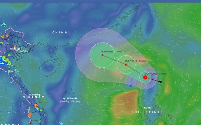 Hai kịch bản của áp thấp nhiệt đới gần Biển Đông - Ảnh 2.