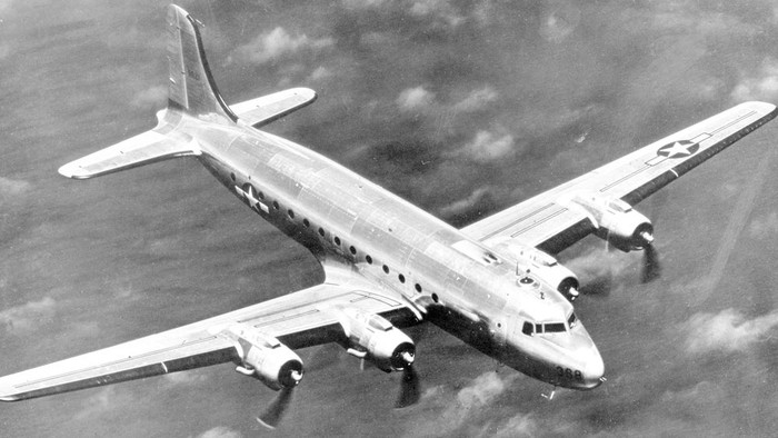 Sự thật máy bay chở 92 người mất tích bí ẩn, 35 năm sau 'hạ cánh' với cảnh tượng hãi hùng