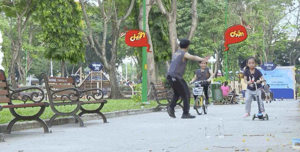 Phan Hiển g&acirc;y bức x&uacute;c v&igrave; h&agrave;nh động thi&ecirc;n vị giữa 2 con, khiến qu&yacute; tử phải bật kh&oacute;c ấm ức - Ảnh 4.