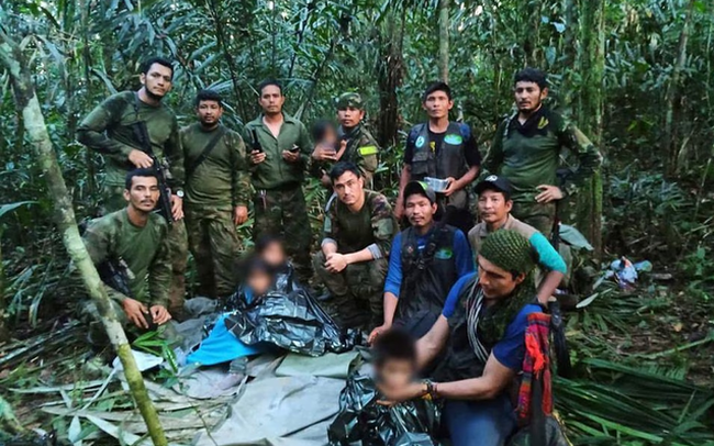 4 trẻ em Colombia sống sót trong rừng đã được ra viện - Ảnh 1.