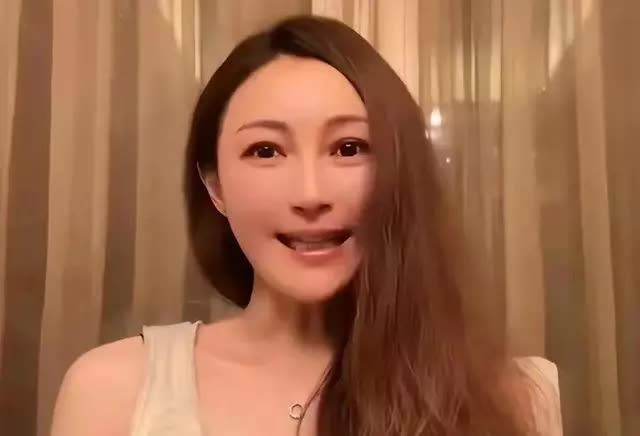 Mỹ nh&acirc;n bị hắt hủi v&igrave; cướp vai lẫn cướp chồng bạn diễn, nhan sắc đơ cứng như robot hiện tại g&acirc;y sốc - Ảnh 9.